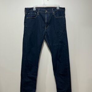 Men's Levi Jeans — 502s
